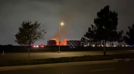 US: Massive Fire Engulfs Historic Hangar In Tustin, California 4