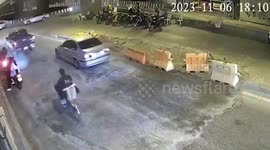 Car plunges into huge hole that suddenly opens up in front of driver