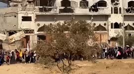 Thousands Flee North Gaza as IDF's Urgent Call Echoes