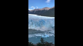 Perito Moreno Glacier calving: dramatic moment caught on camera