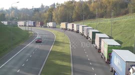 Polish transport workers block roads to border crossings with Ukraine in protest