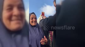 Gaza journalist helps retrieve elderly woman's pet turtle after being evacuated