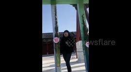 Chinese farmer shatters Guinness World Record with gigantic 2.586m scallion