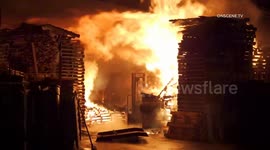 LA freeway fire: Arson blamed for pallet yard blaze that burnt Interstate 10