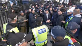 Clashes on Whitehall between police and counter-protesters as pro-Palestine march takes place
