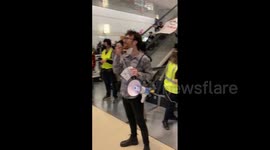 US: Over 100 Protesters Arrested At Ogilvie Train Station In Chicago Demanding Ceasefire In Gaza
