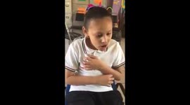 Niña invidente nayarita superdotada para cantar