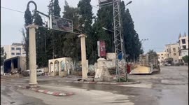 Israeli forces destroy memorial to former Palestinian President Yasser Arafat
