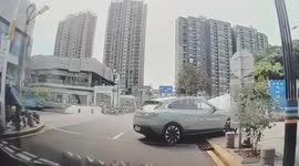 Motorist takes car for text drive and crashes into another vehicle
