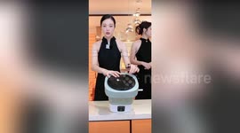 Influencer earns millions from promoting products for three seconds
