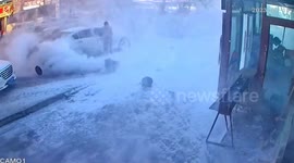 Chinese pedestrians narrowly avoid injuries as slabs of snow fall off building’s roof