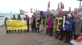'Refugees welcome - No To Racism' counter protest in Portland, Dorset, UK