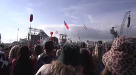 Glastonbury Festival tickets sell out in under an hour