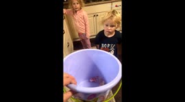 Mom's 'I ate your Halloween candy' prank gets her TOTALLY OPPOSITE reactions from girls