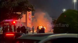 US: 1 Dead After Plane Crashes Outside Diner In Plano, Texas 3