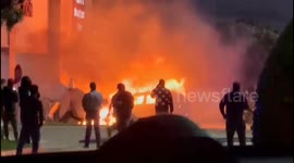 US: 1 Dead After Plane Crashes Outside Diner In Plano, Texas 2