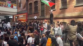 Australia: Students Walk Out Of Schools To Show Support For Palestine In Melbourne 2