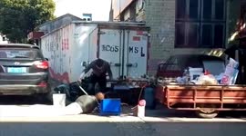 Man's explosive popcorn attempt hits scooter rider in China