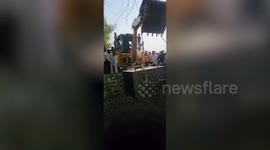Officials rescue leopard from 60-feet-deep well in western India