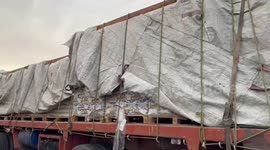 Humanitarian Aid Reaches Gaza: 200 Trucks Deliver Vital Supplies Amid Operational Pause