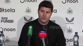 Mauricio Pochettino reacts to Chelsea's 4-1 loss to Newcastle