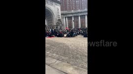 US: Pro-Palestine Protesters Block NYC’s Manhattan Bridge To Demand Ceasefire 2