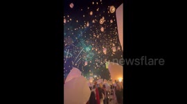 Thailand: Yi Peng Lantern Festival In Chiang Mai