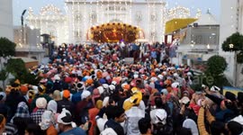 Thousand of Sikh Devotees outside Gurudwara Bangla Sahib to offer prayer on Guru Nanak Jayanti