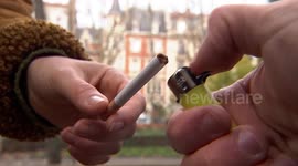 French government presents new anti-smoking plan