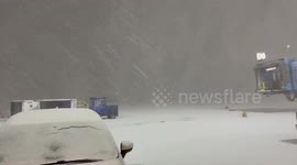 US: Heavy Lake Effect Snow Pummels Great Lakes Region