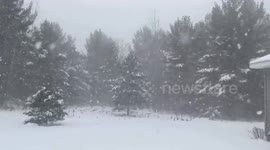 US: Heavy Lake Effect Snow Pummels Great Lakes Region 2