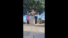 What happens in Vegas stays... FOREVER: Man proposes to partner of 12 years in front of daughters