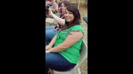 Woman 'divorced, laid off and crying herself to sleep every night' loses 100lbs in amazing body and life transformation (part 1)