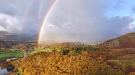 Stunning quadruple rainbow spotted in Lake District