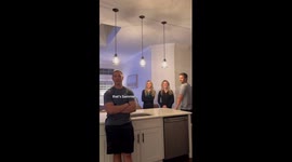 Identical influencer twins, 30, live the 'exact same life' – even meeting husbands on SAME day and having kids weeks apart (Part 3)