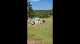 Alabama Surfing A Broken Swimming Pool Wave