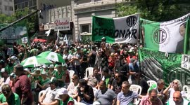 Argentinian state workers vow to strike as radical right-wing President Milei prepares to take over