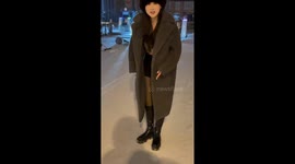 Hilarious slip while crafting snow prints takes unexpected turn