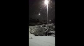 Heavy snow starts to fall in Macclesfield as winter grips many parts of the UK