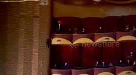 US: Extinction Rebellion Activists Disrupt NYC’s Met Opera Opening Night