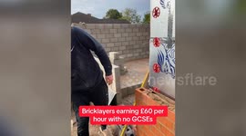 Bricklayer who left school at 16 earns £10k a month - 'by earning £1 a brick'