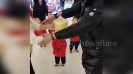 Seven identical brothers amaze strangers in China