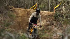 Matías Amand overcomes adversity: cyclist's grit shines in forest fall