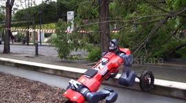 Santa may get robo-helper this year, with AI droid that can pick pressies and launch them into sacks