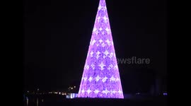 Lbirapuera Park illuminates the Holiday Spirit with Spectacular Christmas Tree Lighting