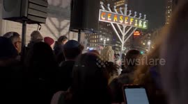 US: Hundreds Call For Ceasefire In Gaza On Hanukkah’s First Night In NYC