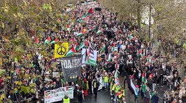 Thousands of people march in solidarity with Palestine in Central London