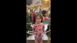 Yummy tacos has lettuce and cheese