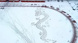 Talented man creates giant dragon out of snow to welcome upcoming Year of the Dragon