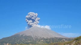 Japan: Sakurajima Spews Column Of Ash Amid Continued Volcanic Activity 2